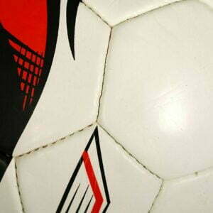 Football_Hebe_X11_WhiteRed_5_Zoom